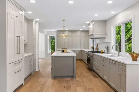 5804 Schaefer Road Edina MN 55436