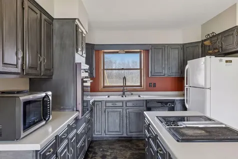 450 Hill Avenue Star Prairie WI 54026