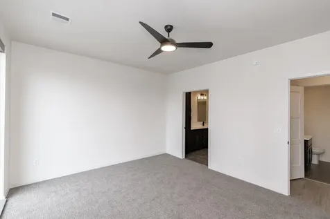 300 Main Avenue Fargo ND 58103