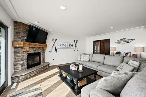 8839 N Shore Trail N Forest Lake MN 55025