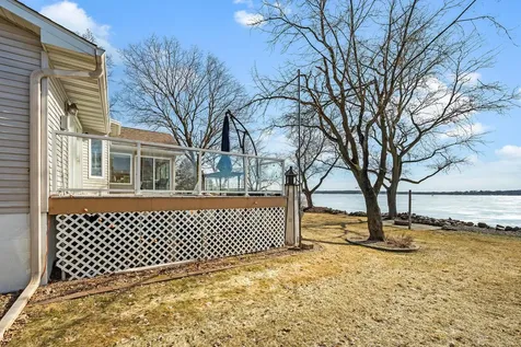 8839 N Shore Trail N Forest Lake MN 55025
