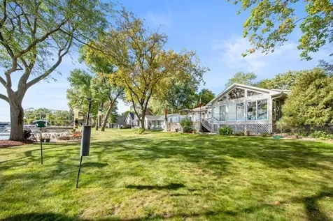 8839 N Shore Trail N Forest Lake MN 55025