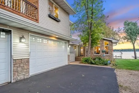 8839 N Shore Trail N Forest Lake MN 55025