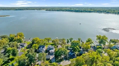 8839 N Shore Trail N Forest Lake MN 55025