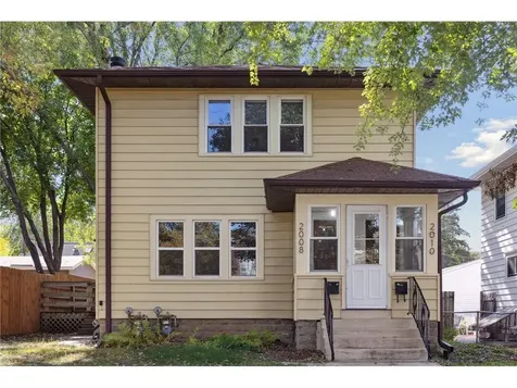 2010 Saint Clair Avenue Saint Paul MN 55105