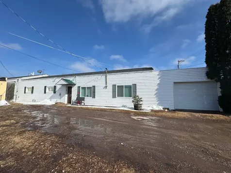406 4th Moose Lake MN 55767