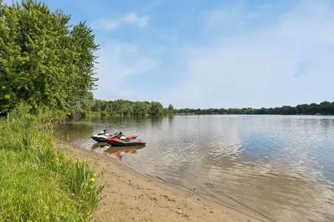 1480 Old Highway 8 NW New Brighton MN 55112