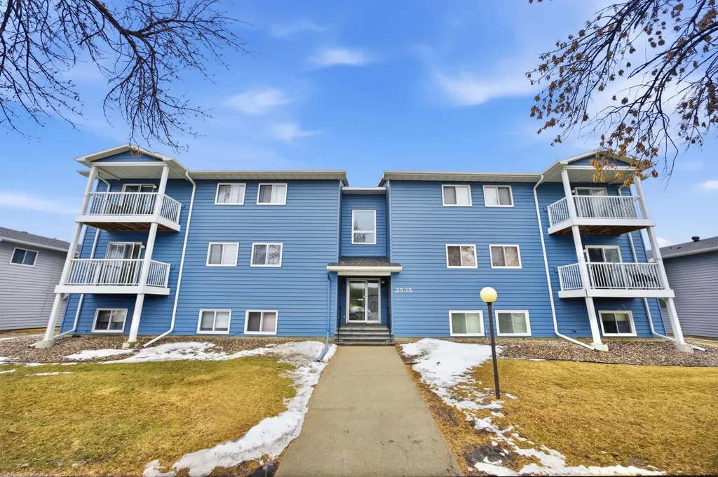 2535 25th Street S Fargo ND 58103