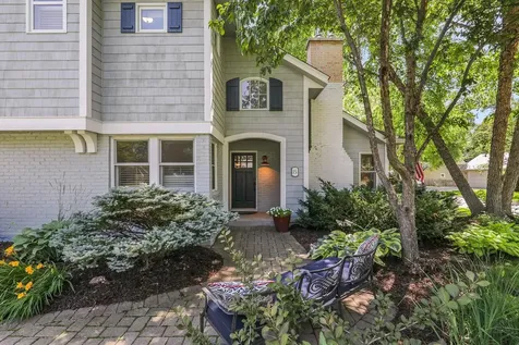 15 Maple Hill Road Hopkins MN 55343