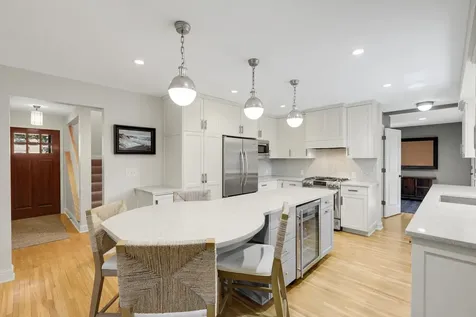 15 Maple Hill Road Hopkins MN 55343