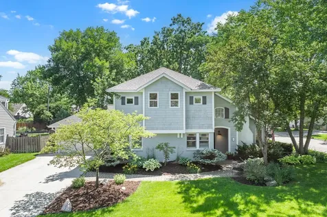 15 Maple Hill Road Hopkins MN 55343