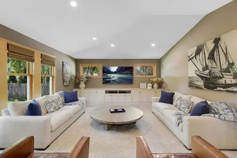15 Maple Hill Road Hopkins MN 55343