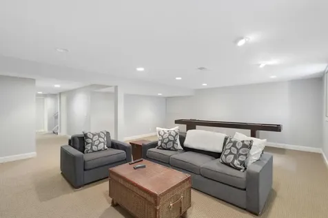 15 Maple Hill Road Hopkins MN 55343