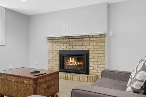 15 Maple Hill Road Hopkins MN 55343