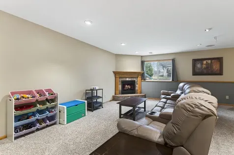 12748 Walter Drive Rogers MN 55374