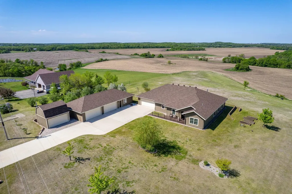 20733 E Dane Prairie Road Fergus Falls MN 56537