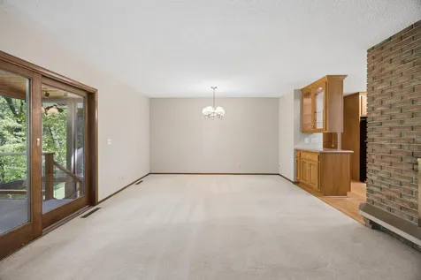 443 Salem Place Mahtomedi MN 55115