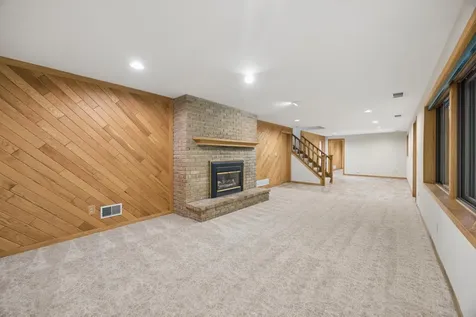 443 Salem Place Mahtomedi MN 55115
