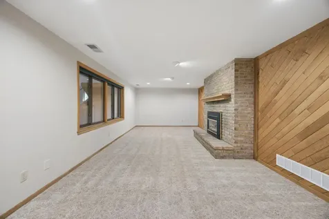 443 Salem Place Mahtomedi MN 55115