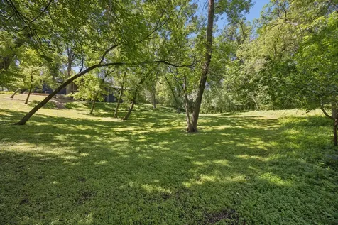 443 Salem Place Mahtomedi MN 55115