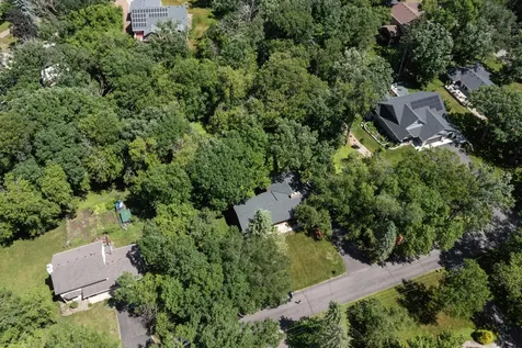 443 Salem Place Mahtomedi MN 55115