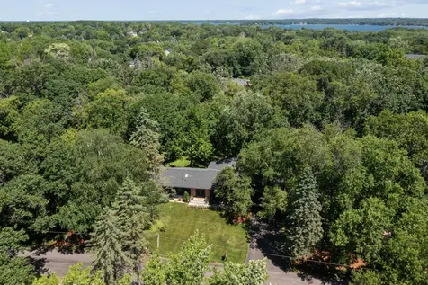 443 Salem Place Mahtomedi MN 55115