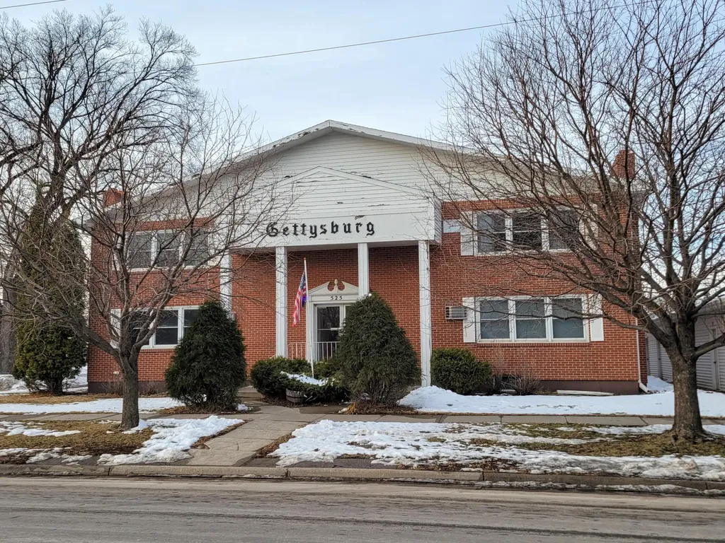 525 15th Avenue N Fargo ND 58102