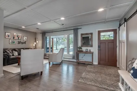 736 Shorewood Drive Detroit Lakes MN 56501