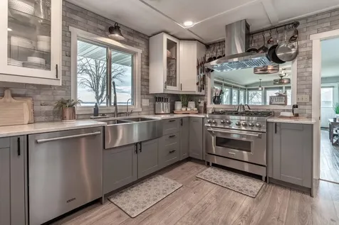 736 Shorewood Drive Detroit Lakes MN 56501