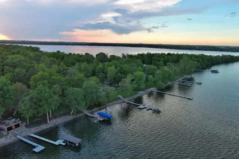 736 Shorewood Drive Detroit Lakes MN 56501