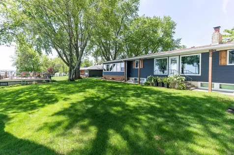 736 Shorewood Drive Detroit Lakes MN 56501