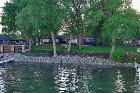 736 Shorewood Drive Detroit Lakes MN 56501