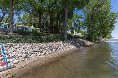 736 Shorewood Drive Detroit Lakes MN 56501