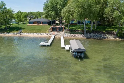 736 Shorewood Drive Detroit Lakes MN 56501