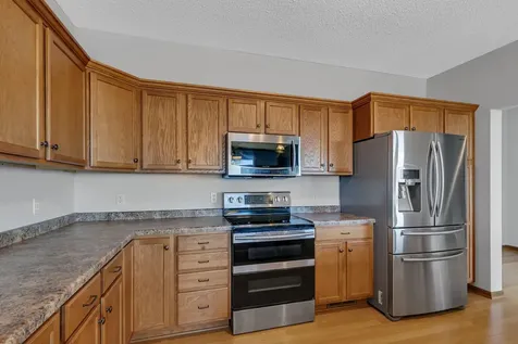 13827 Savanna Drive Rogers MN 55374