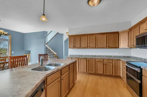 13827 Savanna Drive Rogers MN 55374