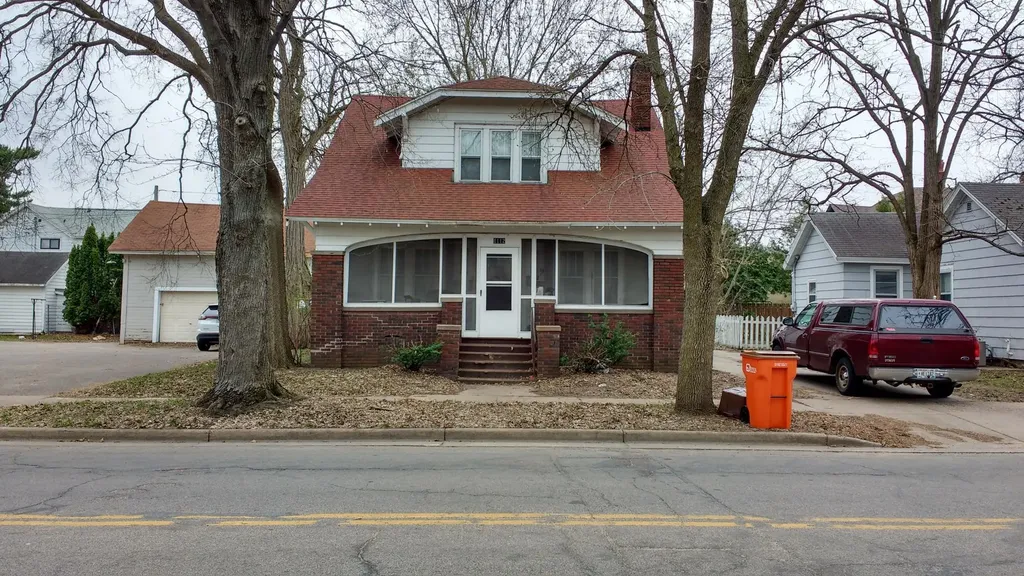 1112 S Barstow Street Eau Claire WI 54701