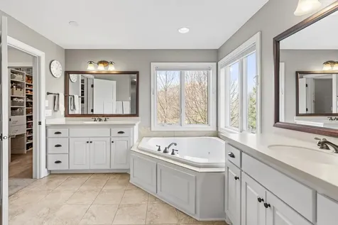 9106 Cold Stream Lane Eden Prairie MN 55347