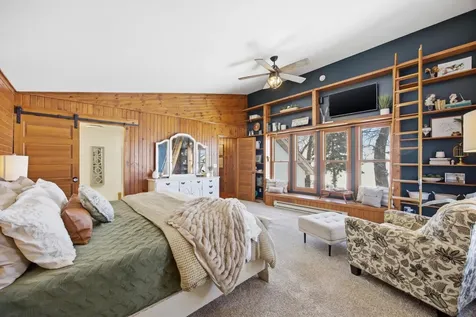 611 N Shore Drive Detroit Lakes MN 56501