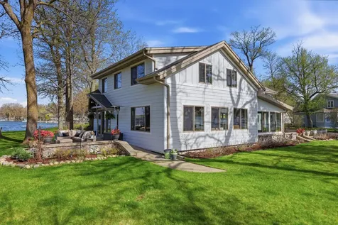 611 N Shore Drive Detroit Lakes MN 56501