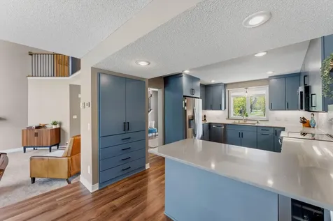 4136 Raspberry Ridge Road NE Prior Lake MN 55372