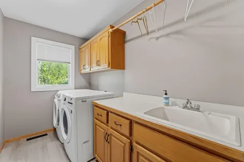 4136 Raspberry Ridge Road NE Prior Lake MN 55372