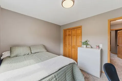 4136 Raspberry Ridge Road NE Prior Lake MN 55372