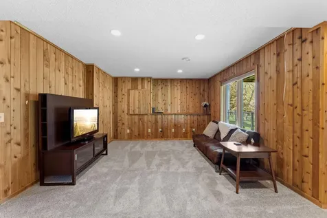 4136 Raspberry Ridge Road NE Prior Lake MN 55372