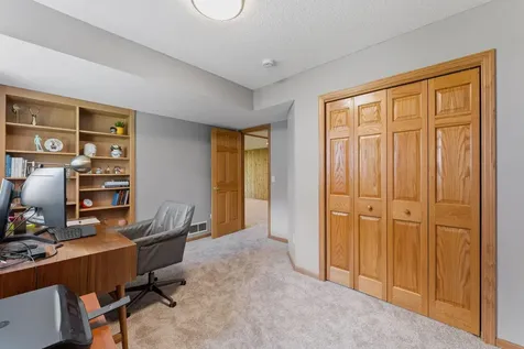 4136 Raspberry Ridge Road NE Prior Lake MN 55372