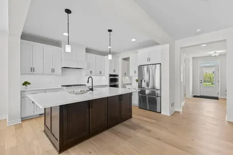 10122 Shadyview Lane N Maple Grove MN 55311