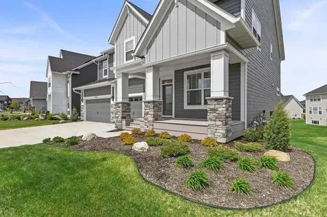 10122 Shadyview Lane N Maple Grove MN 55311