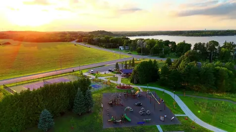 604 S Shore Drive Detroit Lakes MN 56501