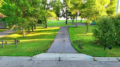 604 S Shore Drive Detroit Lakes MN 56501