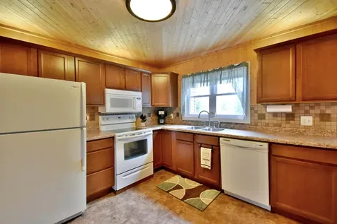 46350 Cambridge Drive Stanchfield MN 55080